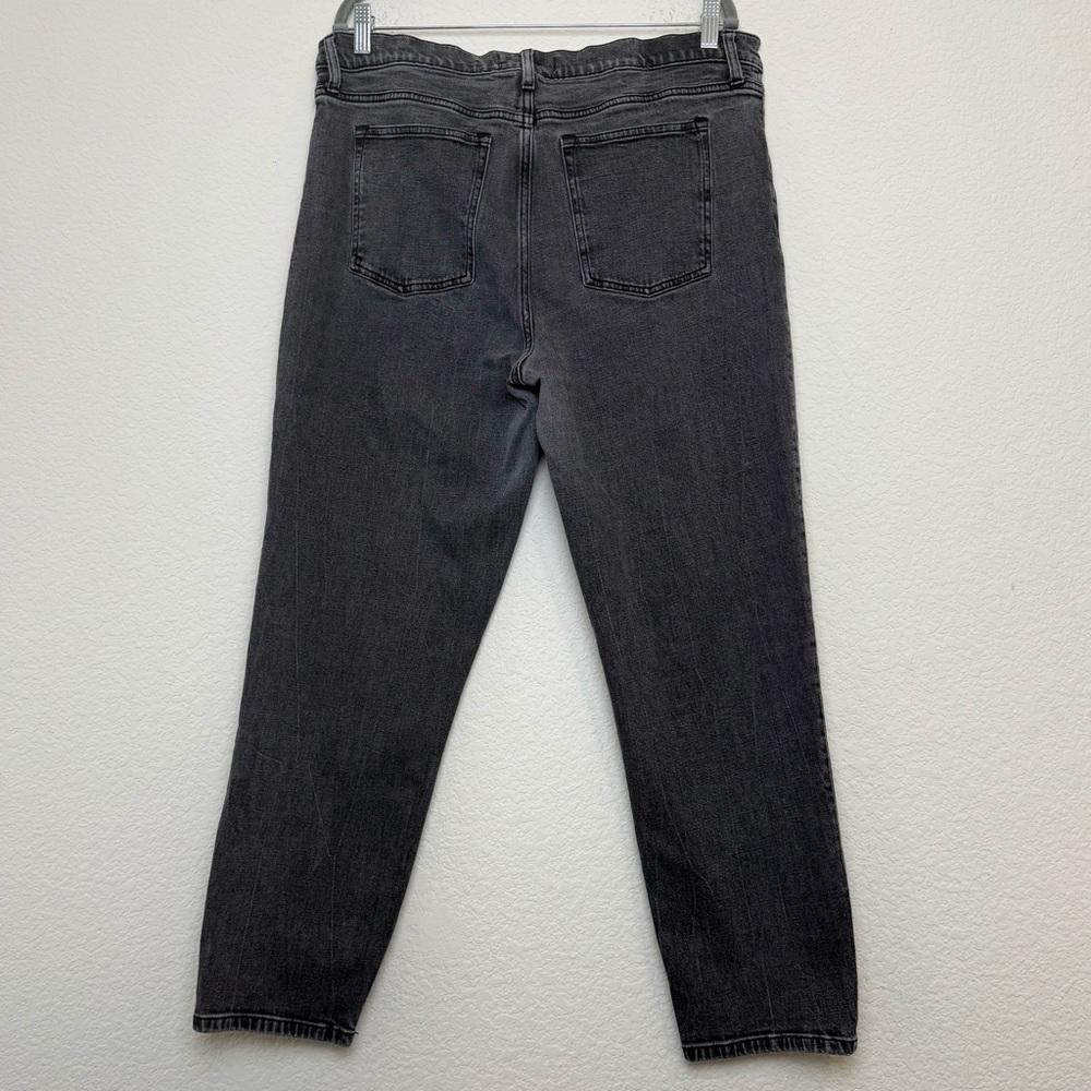 Abercrombie & Fitch The Mom High Rise Black Jean - Picture 6 of 12